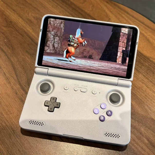 Retroid Pocket Flip 2 開いた状態